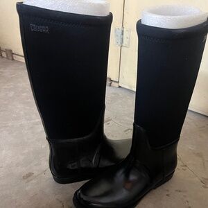 Cougar Neoprene  Rain Boots  size 10 Black